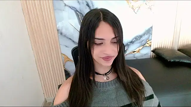 Dollbehavior_ webcam