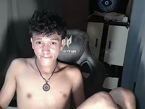 hugekenbigcock (M twink) - BIG LOAD HERE