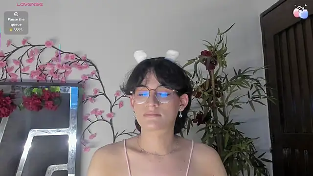 Black_Rose2 webcam