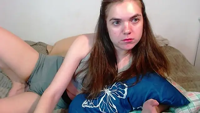 SallyMkn webcam