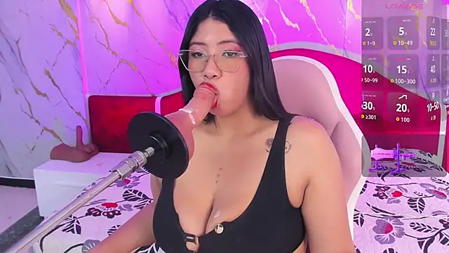 estrella_bigboobs14 webcam