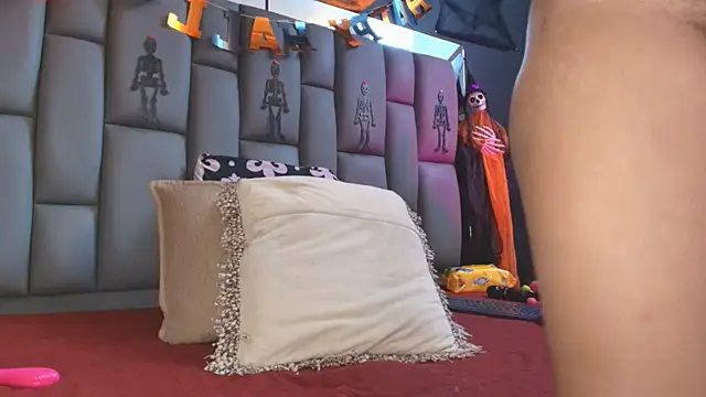 _MiaBrown_ webcam