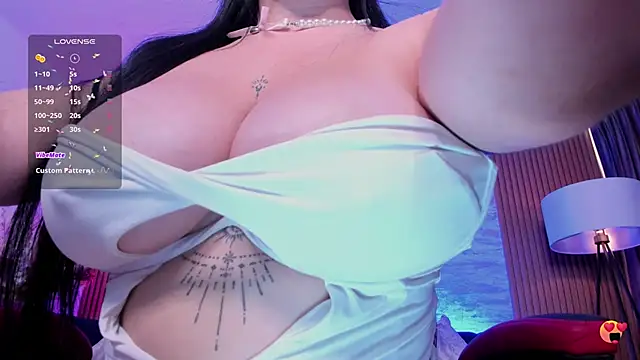 Gia_lowry webcam