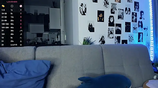 lovelyalivia webcam