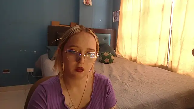 Liaroberts1 webcam