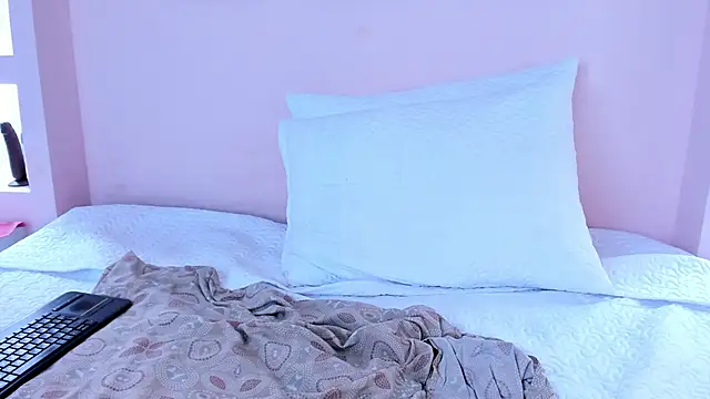 Sam_Diaz webcam