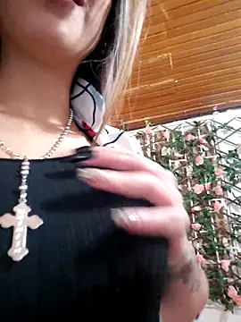 Isabella_Varella webcam