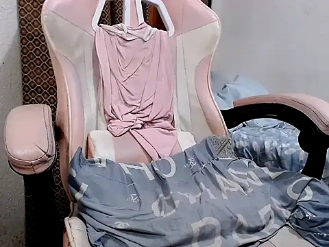 Mistress_Bigcockts webcam