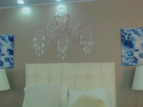 Luna_LaFontaine webcam