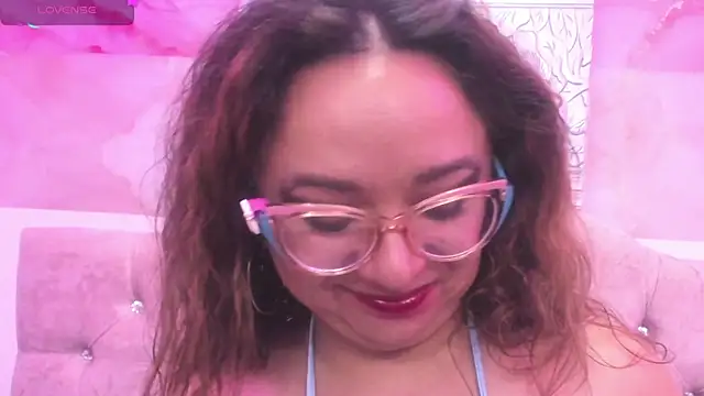 leyla_smithh webcam