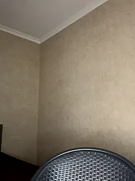 Polli_Kiss