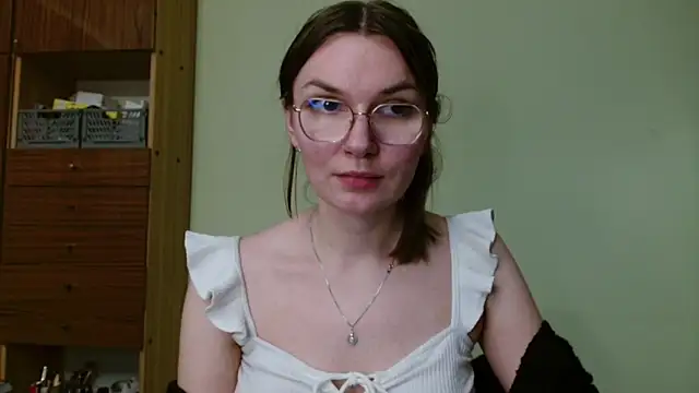 LooveELLYx webcam