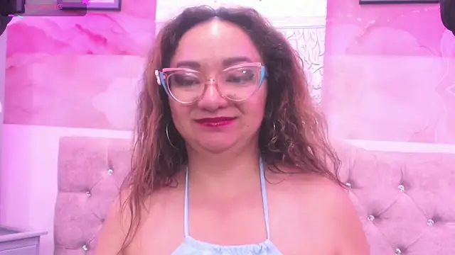 leyla_smithh webcam