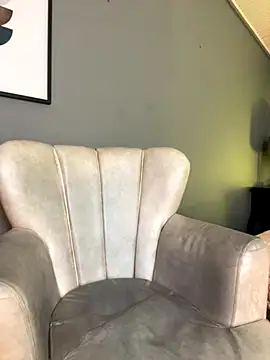 BellaFernandez__ webcam