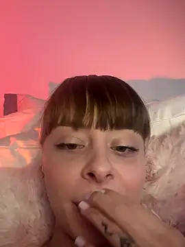 BabyBee_ webcam