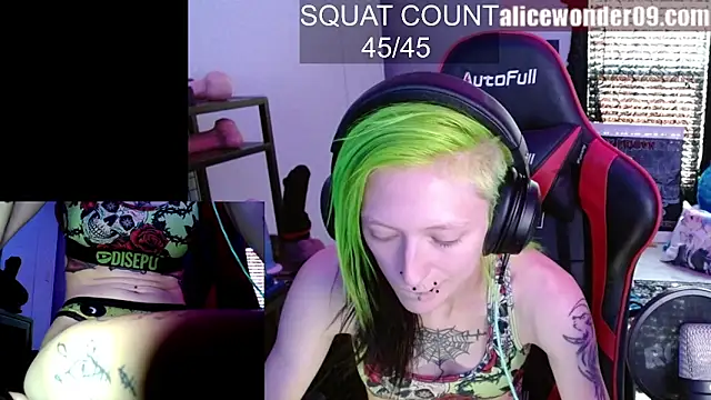 alicewonder09 webcam