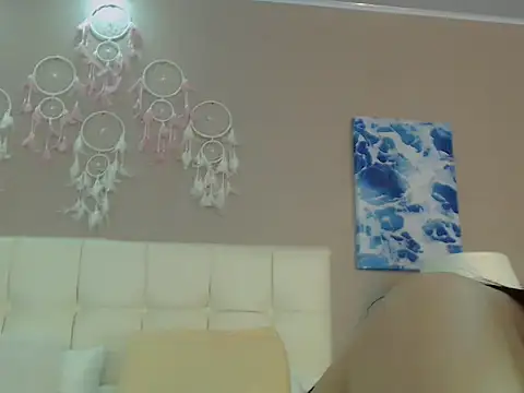 Luna_LaFontaine webcam