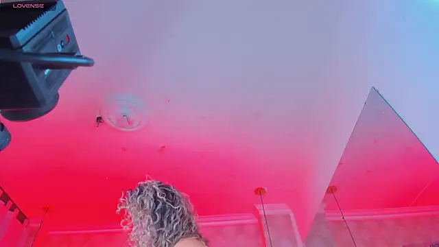 Shantall__ webcam