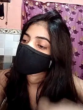 Queen_Pooja7 webcam