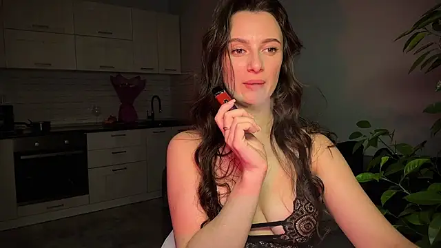 Luna_Raee