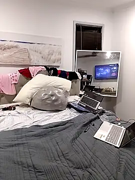 iamthepublickmasterbater webcam