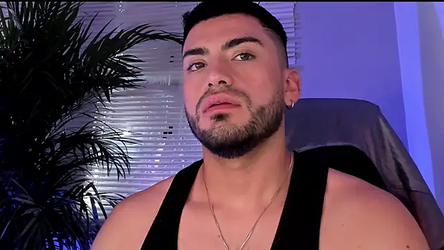 Alexander_Diiaz webcam