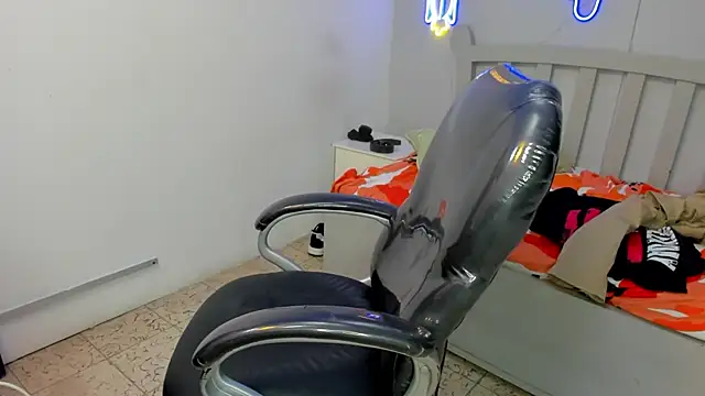 StiwenTwink webcam