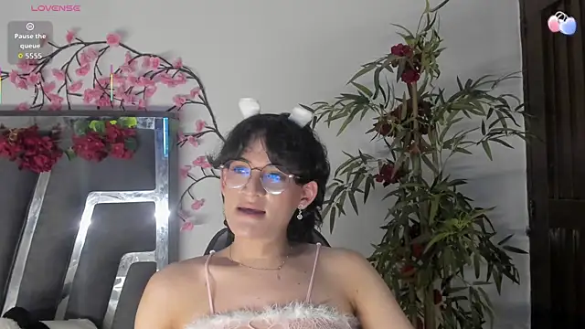 Black_Rose2 webcam