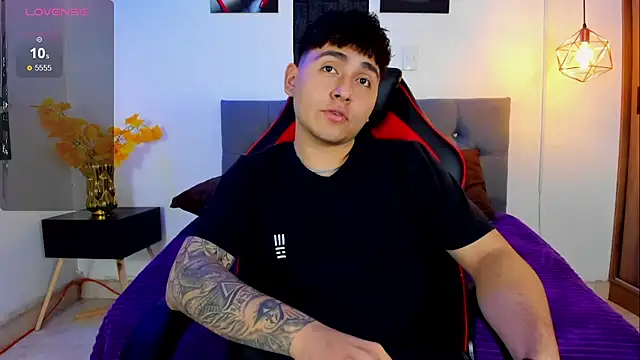 Nicolas_James_Sc webcam