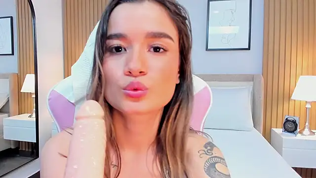 petite_isabella webcam