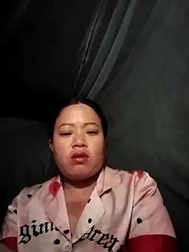 Nadia-a webcam