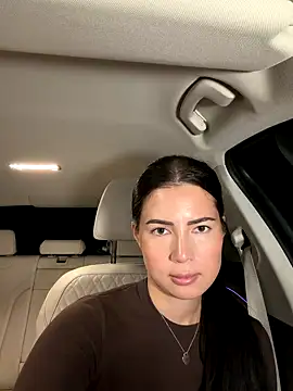 clairebree (F young) - leave car - last gets surprise video