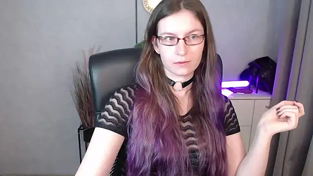 emmaxDelight webcam