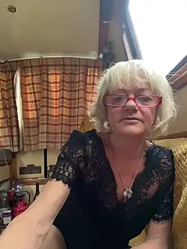 ladyboatlady