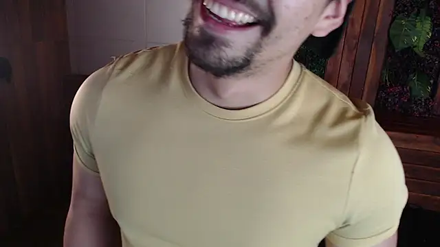 ian_daviz - Ian_Daviz's free webcam - UK Sex Cams