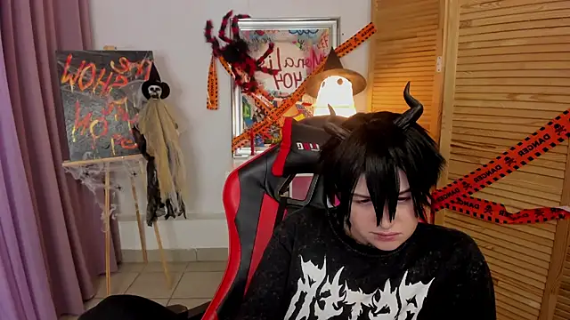 BakugoKatsuki webcam
