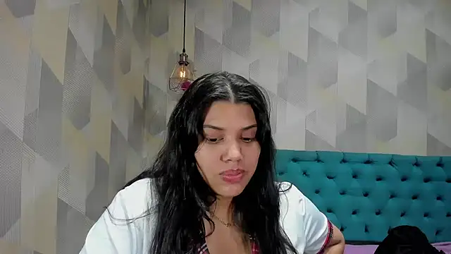 LindaBreeS webcam
