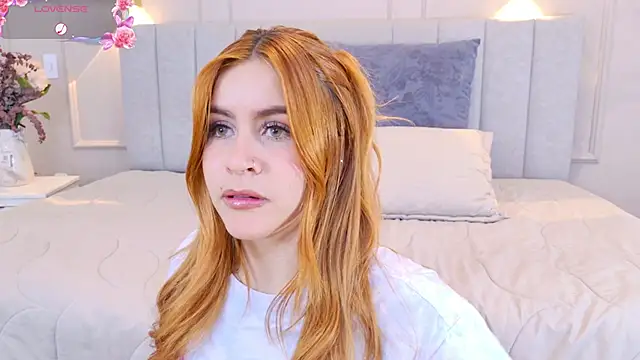april_rousse webcam