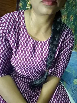 Shalini_telugu09 webcam