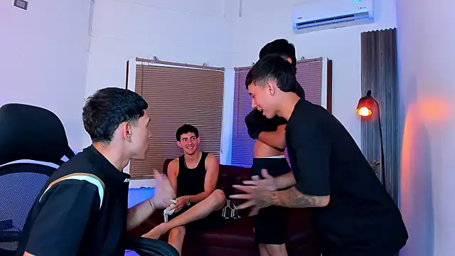 Sexy_BoysW webcam