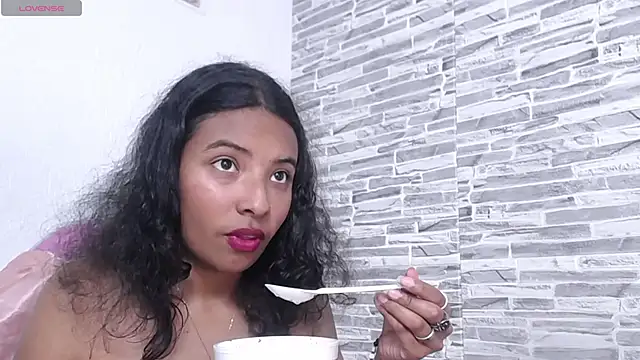 Zoe_Rider webcam