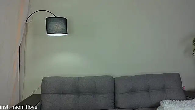 Naomi_Girly webcam