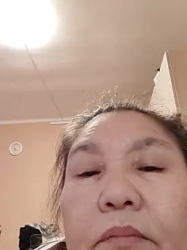 Zulfiya_Bruce webcam