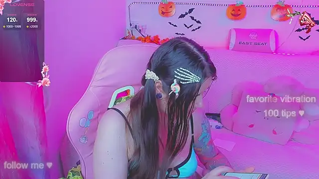 Lolisuccub webcam