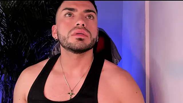 Alexander_Diiaz webcam