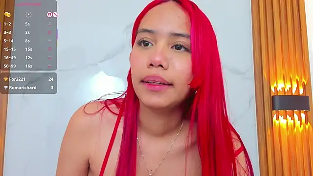 Daphnethomas webcam
