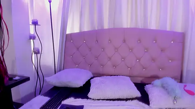 Samantha_Spike_ webcam