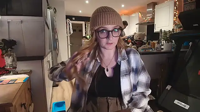 short_sweetpea webcam