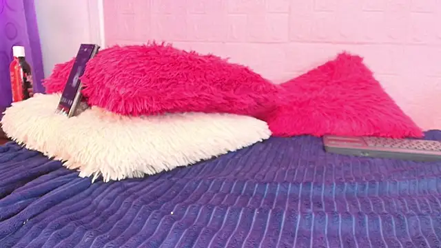 Baby_kinky-- webcam