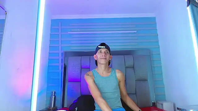 Valentin_Gray webcam